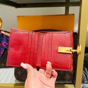 Sold out!!! Authentic Gucci small wallet